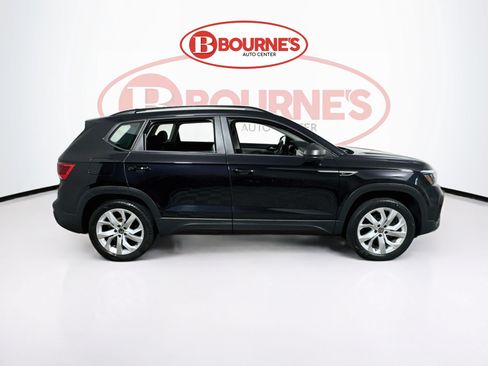 Used 2023 Volkswagen Taos S w/ Driver Assistance Package AWD/4WD image 11