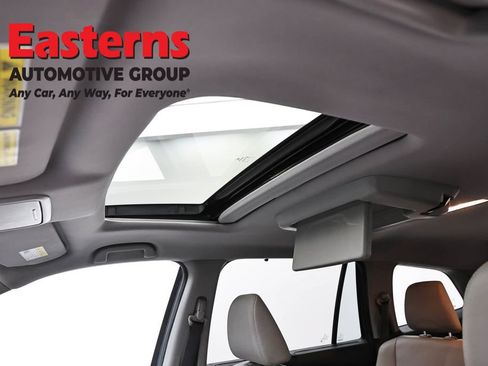 Used 2019 Honda Pilot Touring image 37