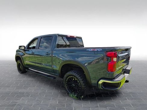 Used 2025 Chevrolet Silverado 1500 LT AWD/4WD image 5