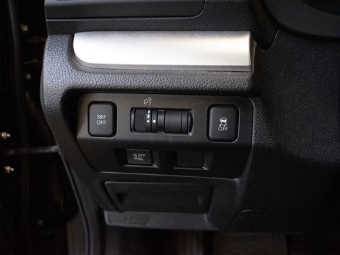 Used 2017 Subaru Crosstrek 2.0i Premium AWD/4WD image 20