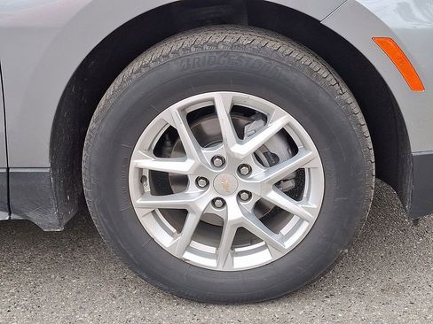 Used 2024 Chevrolet Equinox LT w/ LPO, Floor Liner Package image 33