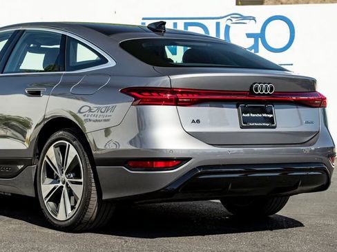 Used 2025 Audi A6 e-tron Premium Plus w/ Premium Plus AWD/4WD image 11