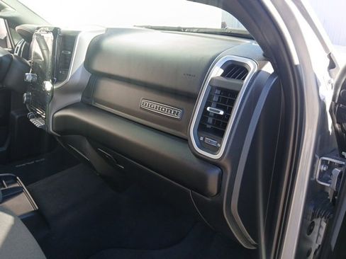 Used 2024 RAM 2500 Big Horn w/ Sport Appearance Package image 33