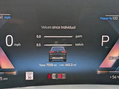 Used 2025 BMW X5 xDrive50e w/ Parking Assistance Package image 3