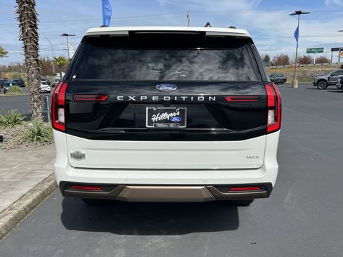 New 2026 Ford Expedition Max King Ranch image 4