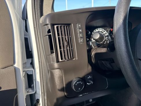 Used 2024 GMC Savana 2500 w/ Driver Convenience Package image 29