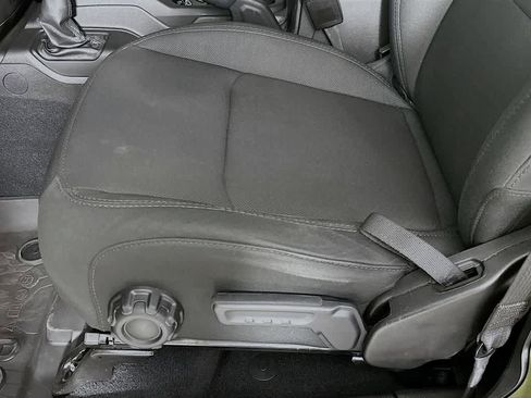 Used 2022 Jeep Wrangler Unlimited Sport AWD/4WD image 29