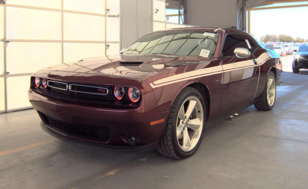 Used 2017 Dodge Challenger R/T Plus RWD image 4