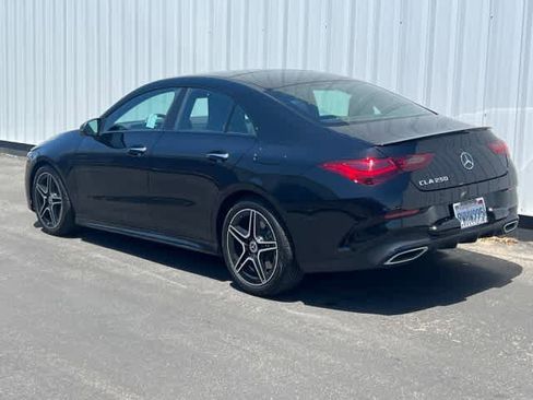Used 2026 Mercedes-Benz CLA 250 image 4