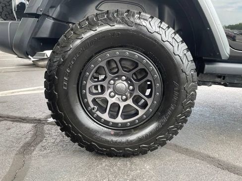 Used 2022 Jeep Wrangler Unlimited Rubicon w/ Xtreme Recon 35" Tire Package AWD/4WD image 33
