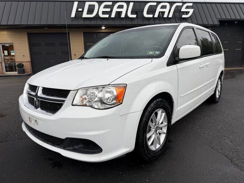 Used 2015 Dodge Grand Caravan SXT w/ Security Group image 44