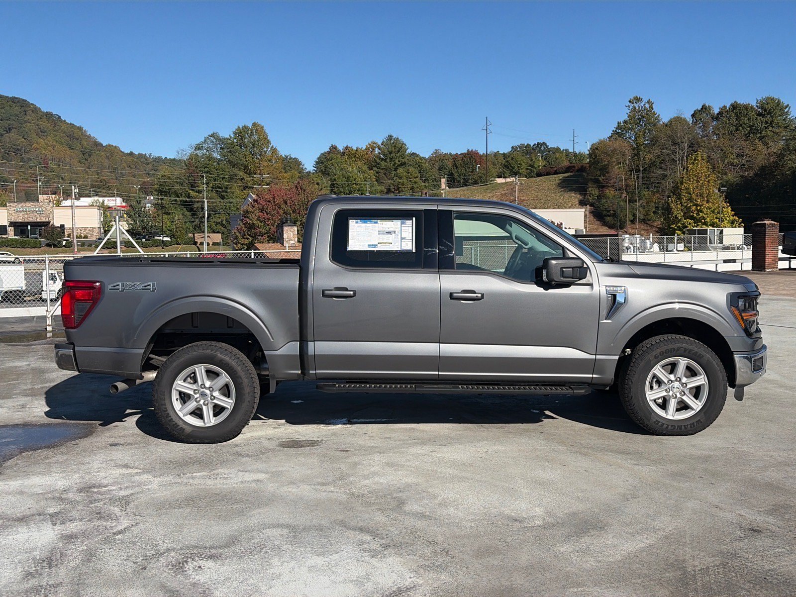 New 2026 Ford F150 XLT w/ Equipment Group 302A MID AWD/4WD image 2