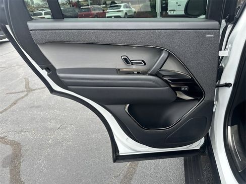 Used 2023 Land Rover Range Rover Sport SE Dynamic image 22