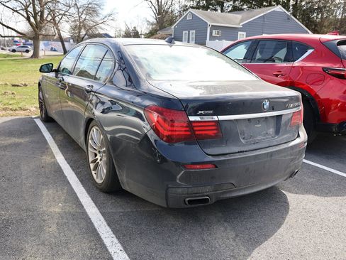 Used 2013 BMW 750Li xDrive image 4