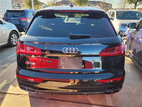 Used 2020 Audi SQ5 Prestige w/ Prestige Package image 5
