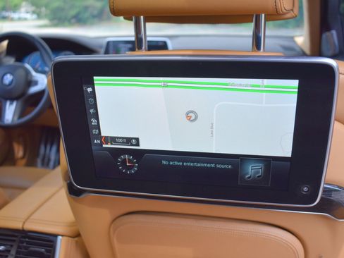 Used 2018 BMW M760i xDrive AWD/4WD image 42