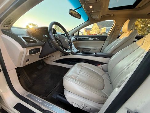 Used 2016 Lincoln MKZ w/ Equipment Group 300A Reserve image 9