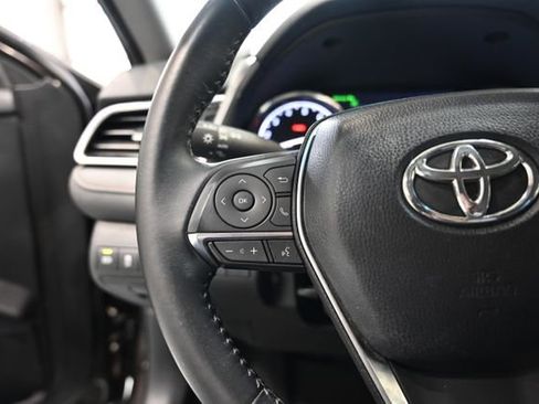 Used 2018 Toyota Camry XLE w/ Driver Assist Package FWD image 21