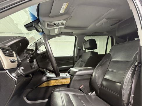 Used 2017 GMC Yukon Denali w/ Open Road Package image 9
