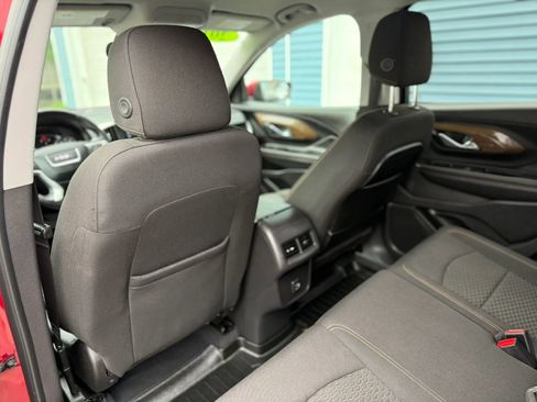 Used 2019 GMC Terrain SLE w/ Driver Convenience Package FWD image 28