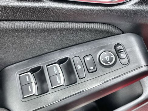 Certified 2025 Honda Civic Sport image 12