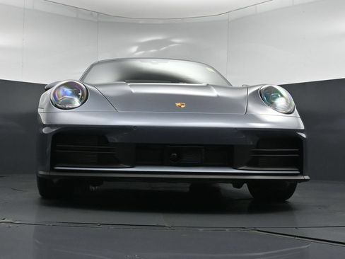Certified 2026 Porsche 911 Carrera RWD image 29