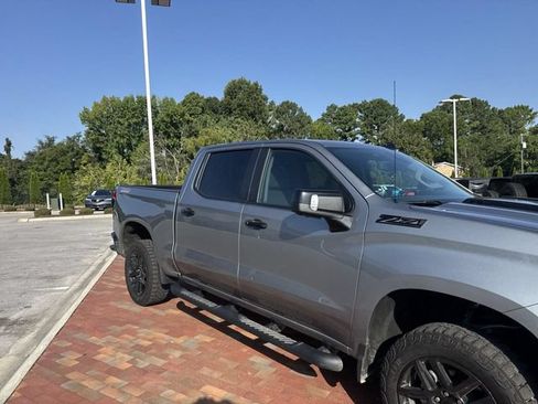 Used 2026 Chevrolet Silverado 1500 LT Trail Boss w/ LT Trail Boss Premium Package AWD/4WD image 18