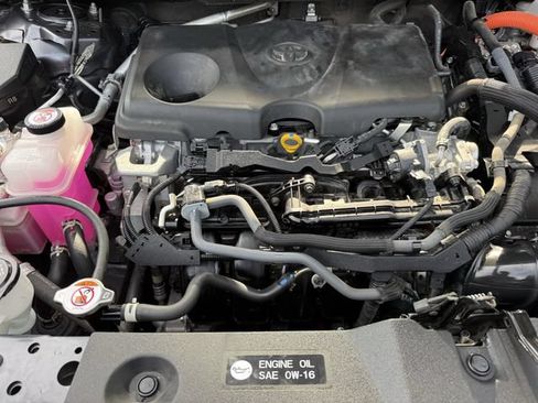 Used 2022 Toyota RAV4 SE AWD/4WD image 33