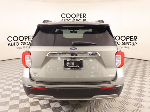 Used 2020 Ford Explorer XLT w/ Equipment Group 202A RWD image 22