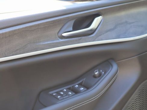 New 2026 Jeep Grand Cherokee Altitude AWD/4WD image 22