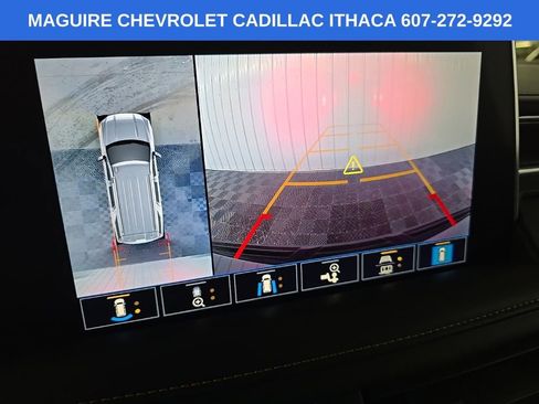 Used 2021 GMC Yukon XL AT4 w/ AT4 Premium Plus Package AWD/4WD image 20