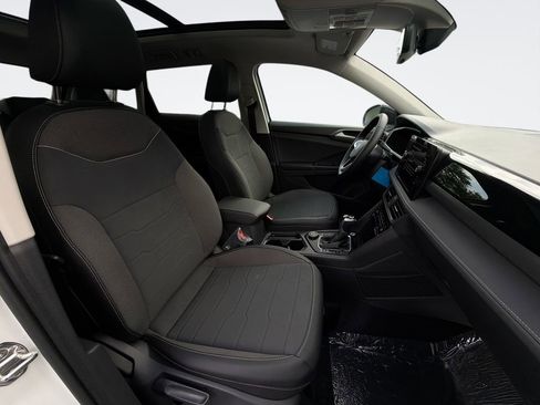New 2026 Volkswagen Taos SE AWD/4WD image 26