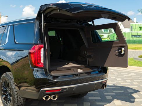 Used 2024 GMC Yukon Denali w/ Max Trailering Package image 23