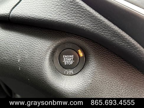 Used 2023 Jeep Cherokee Altitude Lux image 25