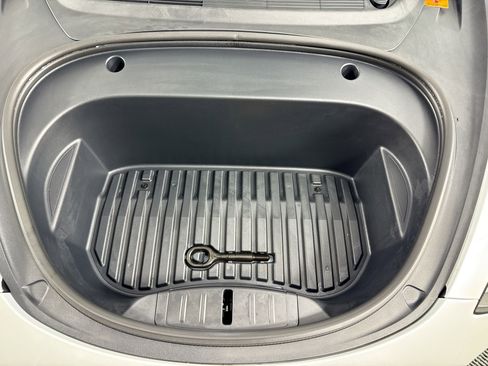 Used 2023 Tesla Model 3 Standard Range image 14