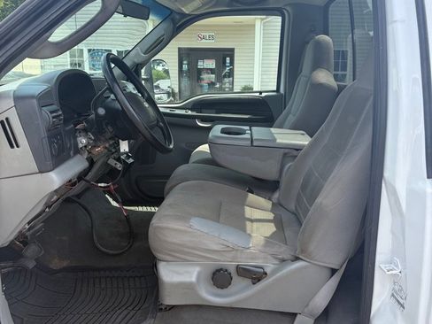 Used 2007 Ford F250 XL AWD/4WD image 9