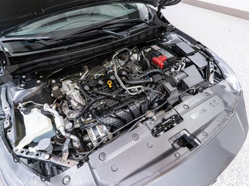 Used 2024 Nissan Altima 2.5 SV FWD image 29