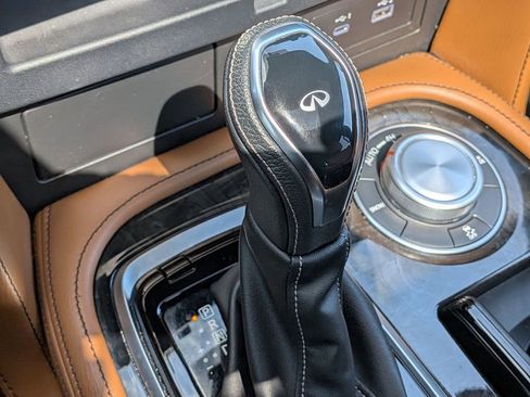 Used 2024 INFINITI QX80 Sensory w/ Cargo Package AWD/4WD image 21