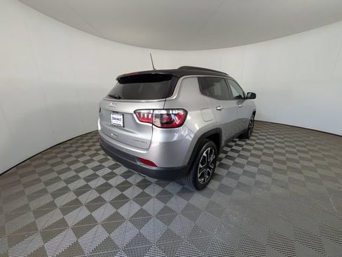 Used 2023 Jeep Compass Limited AWD/4WD image 4