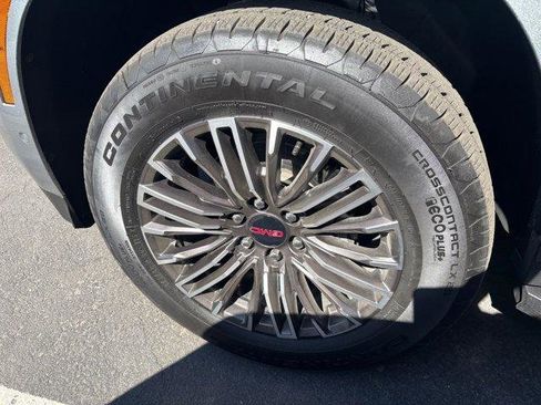 Used 2025 GMC Yukon Elevation image 6