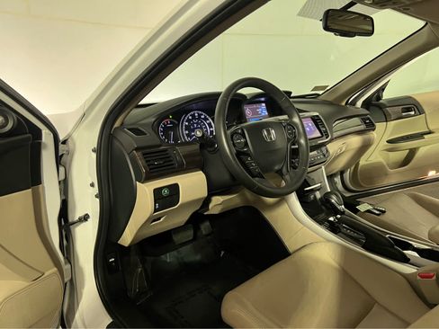 Used 2017 Honda Accord EX-L image 22