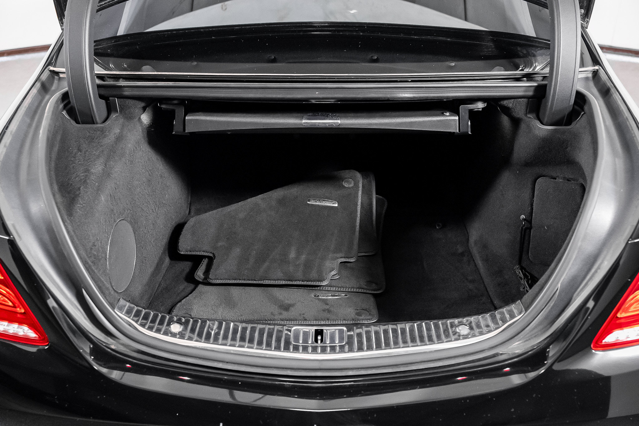 Used 2015 Mercedes-Benz S 65 AMG Sedan image 76