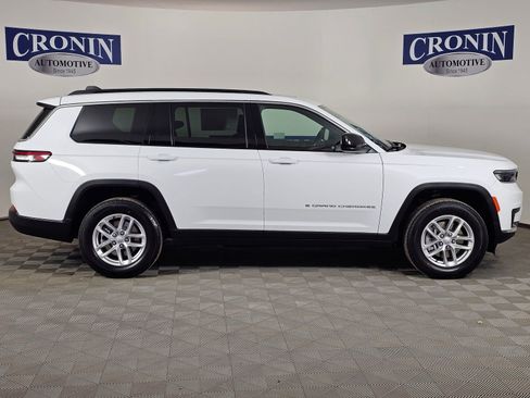 New 2025 Jeep Grand Cherokee L Laredo w/ Luxury Tech Group I AWD/4WD image 6
