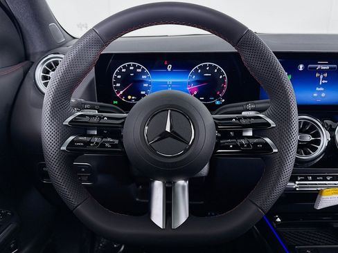 New 2026 Mercedes-Benz GLA 250 image 17