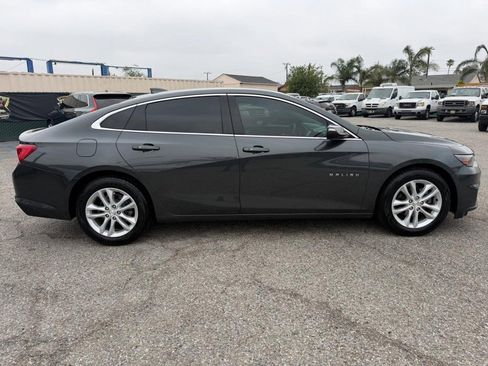 Used 2018 Chevrolet Malibu LT FWD image 4
