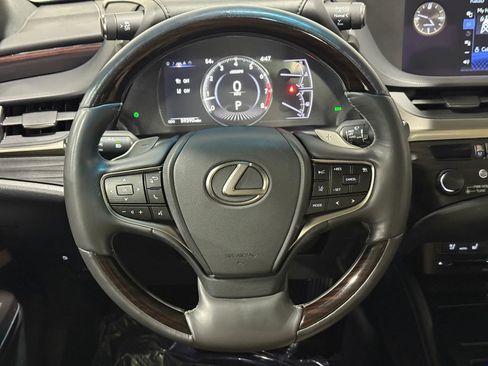 Used 2019 Lexus ES 350 w/ Premium Package FWD image 27