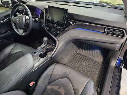 Used 2021 Toyota Camry XSE w/ Driver Assist Package FWD image 11