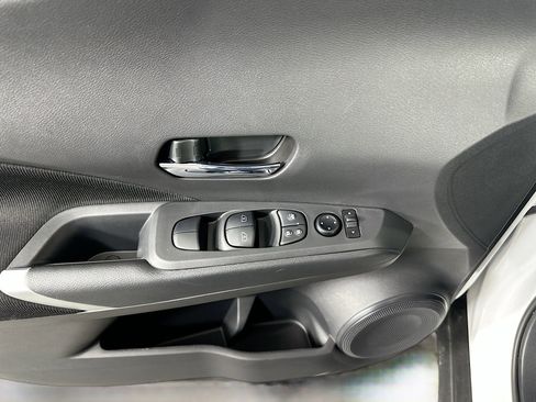 Used 2024 Nissan Kicks SV w/ Exterior Package image 15