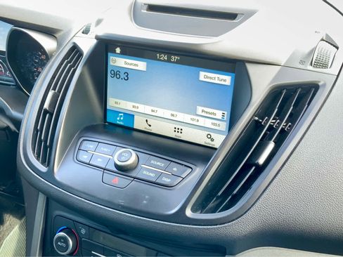 Used 2018 Ford Escape SE w/ SE Sync 3 Package AWD/4WD image 41