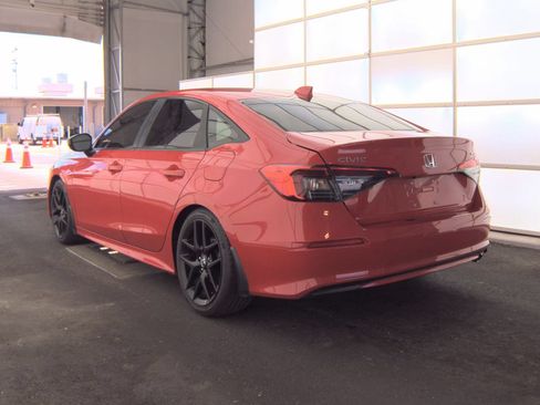 Used 2023 Honda Civic Sport image 6
